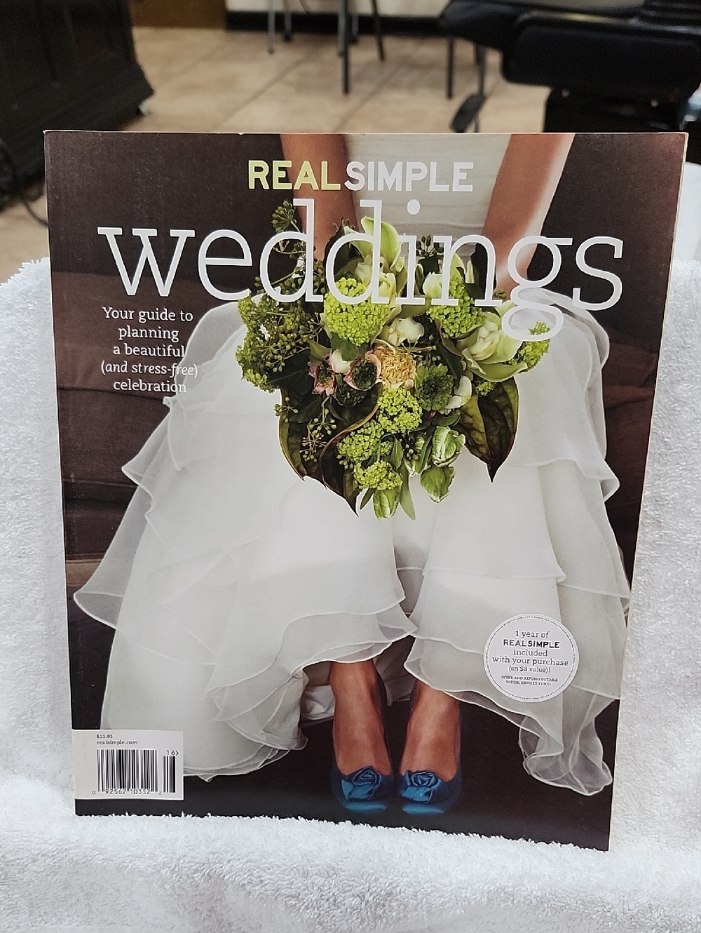 REAL SIMPLE WEDDINGS MAGAZINE